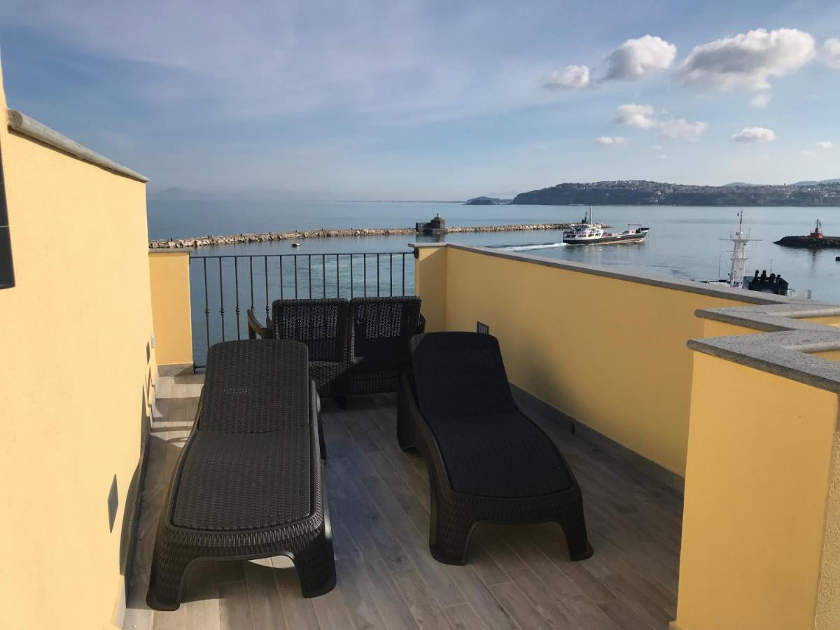 Vento Di Mare Bed & Breakfast Procida Bagian luar foto