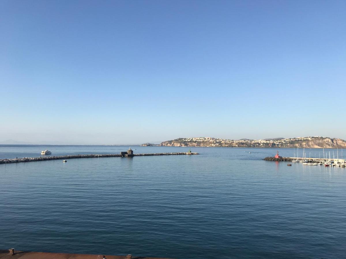 Vento Di Mare Bed & Breakfast Procida Bagian luar foto