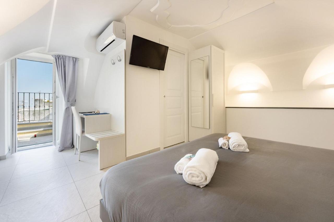 Vento Di Mare Bed & Breakfast Procida Bagian luar foto